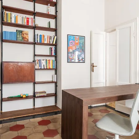 Stile E Comodita Bilocale Apartment Mailand