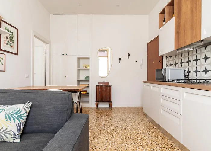 Stile E Comodità Bilocale