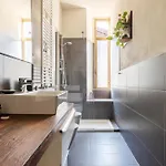 Appartamento Stile E Comodità Bilocale Milano