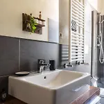 Appartamento Stile E Comodità Bilocale *