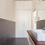 Appartamento Stile E Comodità Bilocale *