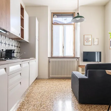 Stile E Comodita Bilocale Lägenhet